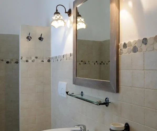 Il Borgodellequerce Casa Ulivi Piscina Privata *
